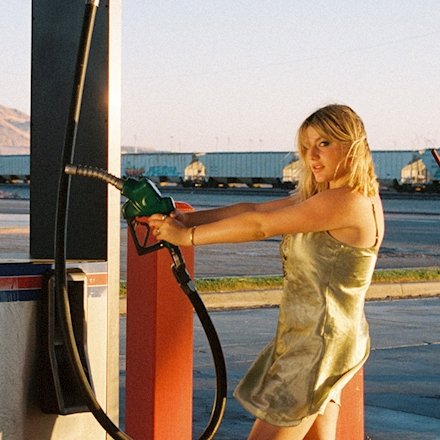 Ella Jane - This Is Not What It Looks Like!